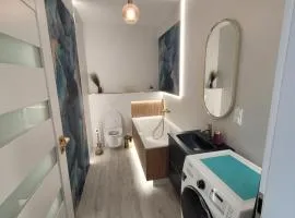 Apartament Cień Wiatru z Widokiem na Jezioro i Netflixem