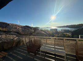 Nordic Cliff House, hotel in Kristiansand