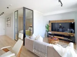 Ellipse Apartment
