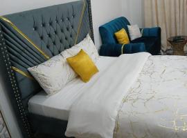 Crystal Zuri Homes, Kasarani，位于内罗毕的酒店