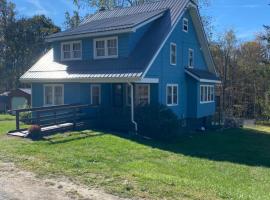 Spacious 4 bedroom Cottage close to Glendale Lake and State Park, Hotel in Flinton