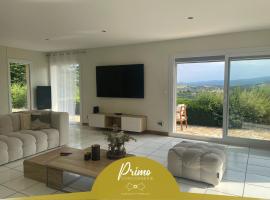 Crème Horizon - Villa by PRIM0 CONCIERGERIE, hotel in Châtel-Guyon