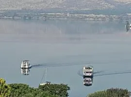 Stay at the Dam with Galagos Guest House