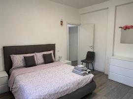 Nazario Sauro Cernobbio vacation home, hôtel à Cernobbio