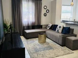 Modern Apartment - Home away from home