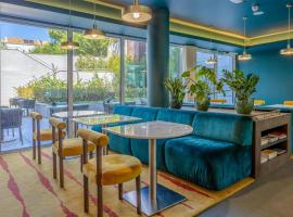 Cenica Porto Hotel, Curio Collection By Hilton, ξενοδοχείο με υδρομασάζ στο Πόρτο