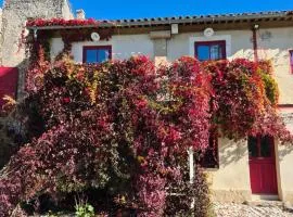 Studio Est - 30 m2 Domaine viticole Château Barbebelle - Jardin & Boulodrome partagés