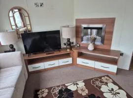 Caravan by the Sea 640