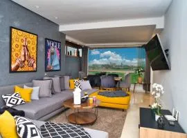 Prestigia, superbe appartement, vue sur golf, piscine et Atlas
