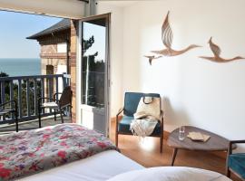 Hotel Le Bellevue, Demeures & Chateaux – hotel w mieście Villerville