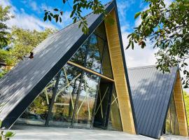 Tsotne's kingdom Cottages, ξενοδοχείο σε Aspindza