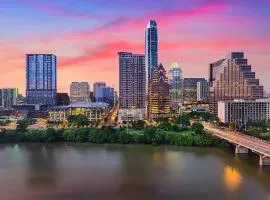Superb location steps to DT and UT