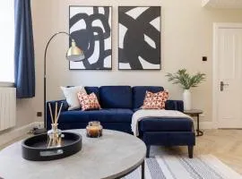 1 bed in heart of Old Town with Castle Views