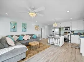 Private Bungalow with Pool, Pond, and Large Deck