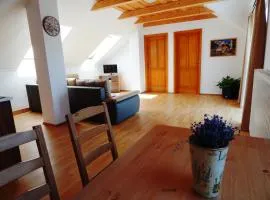 Falevél Apartmanház