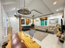 Luxury villa in mountain, hotel in Geyikbayırı