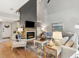 Beautifully remodeled 2 bedroom 2 bathrooms on the Marsh side of the resort