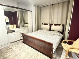 Cozy Flat near Harrow-on-the-Hill Station, hotel in Harrow