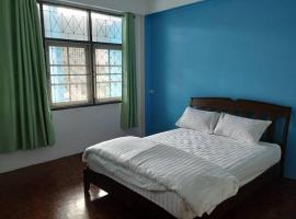 Italay, hotel in Krabi town