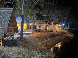 มีสุข ฟาร์มสเตย์, Hotel in Lop Buri