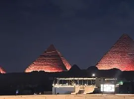 The kings of pyramids view inn
