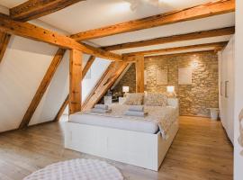 포렌트루이에 위치한 숙소 Hostellerie des Princes-Ev&ecirc;ques - Le Donjon