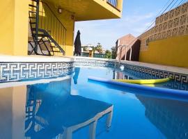 Paraíso del mar-Chalet privado con piscina propia y vista al mar cerca de la playa, σαλέ σε Fuengirola