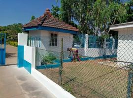 Heritage Hotel, hotel with hot tubs in Trofwi