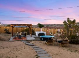 3Br 2Bth, 10 min to JTNP, EV Charger, Zen Garden, hotell i Joshua Tree