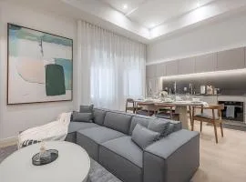 Luxury 4BR 3BA Penthouse with Private Terrace