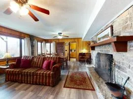 Morris Villa Lower