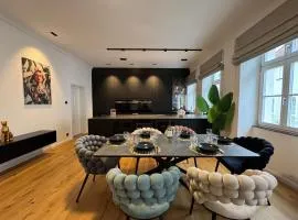 NAMASTÉ Homes - Luxus-Apartment mit Whirlpool & Garage