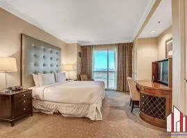 MGM Signature-33-714 1BR 2-Bath Balcony Suite