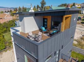 The Perch Modern Luxury with Panoramic Views, hotel a Philipsburg