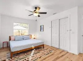 Pet Friendly Crystal River Retreat for the Family