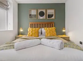 Perry - Stylish City Centre Apartment