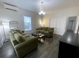 Wolfville Veranda Suite2