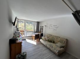 Studio Les CIMES au pied des pistes – hotel w mieście La Mongie