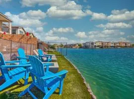 4BR Private Pool Villa with Arcade Lanai and Water View