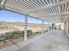 Beautiful Hemet Home Large Patio and Mtn Views!