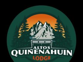 Altos quiñenahuin lodge, hotel v destinaci Curarrehue