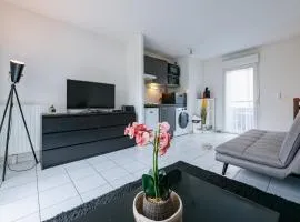 Duplex 4 personnes - tout équipé - Proche aéroport CDG