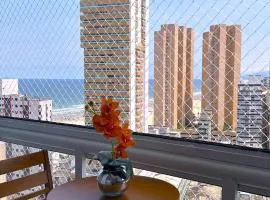 Apartamento Aconchegante e Elegante com Ar-Condicionado, Piscina, Garagem e Varanda Gourmet a 3 min da Praia