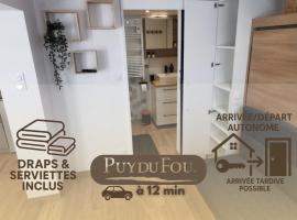 Studio aux portes du Puy duFou, hotel in Les Herbiers