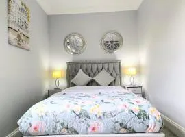 Designer 4BR Townhouse Oxford City Centre