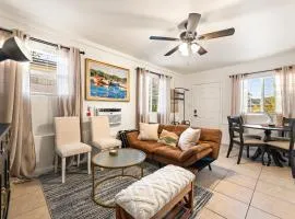 Echo Park Spacious Two-Bedroom Apartment with Private Yard and Parking