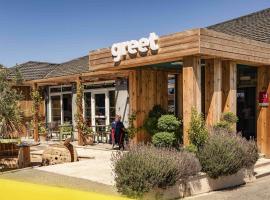 greet Hotel Marseille Provence Aéroport