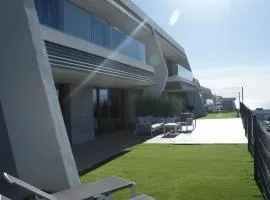 Eden Deluxe, Jacuzzi & Sea
