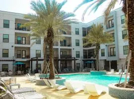 New! The Vibe Med Center Apartments - Central Houston