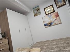 Paz y tranquilidad, hotel in Las Galletas